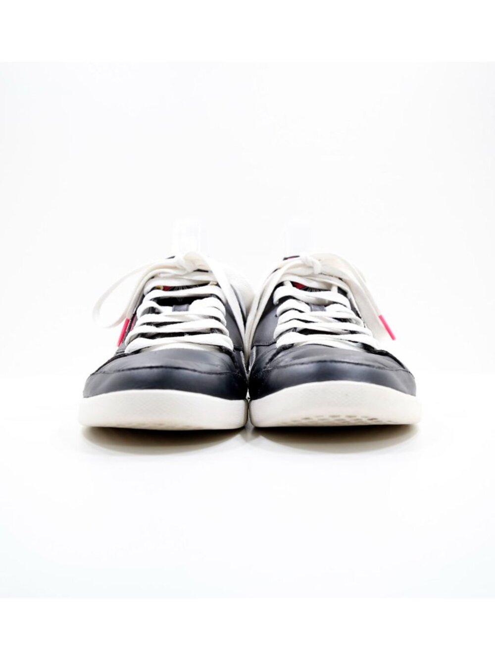 Reebok Fabulista Classic Black & Silver Leather Low Top Sneakers - Women's 9.5 - Picture 2 of 7
